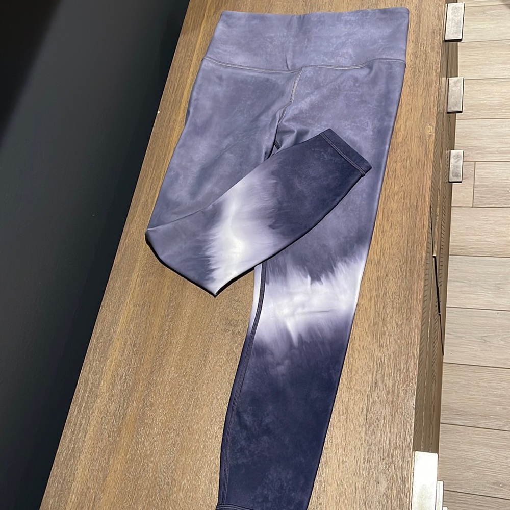 Athleta tie dye leggings